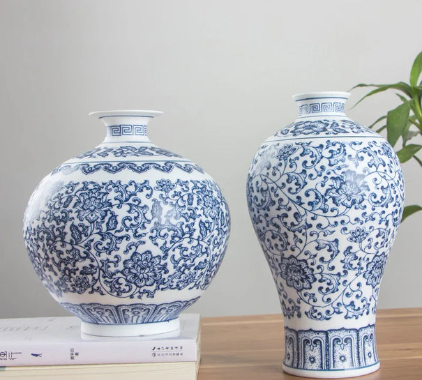 No Glazed Blue and White Porcelain Vases Interlocking Lotus Design Flower Ceramic Vase Home Decoration Jingdezhen Flower Vases